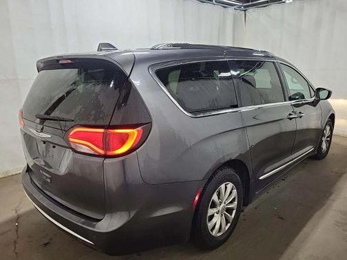 Gray 2019 Chrysler Pacifica Touring-L