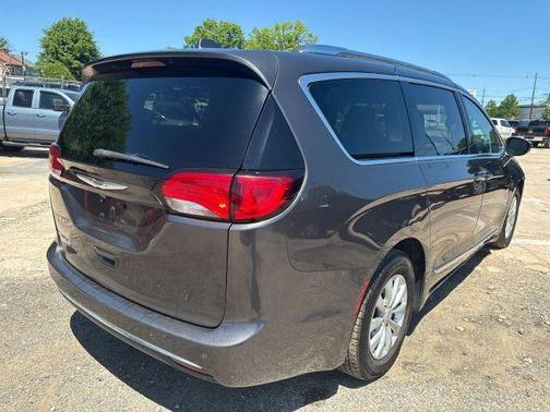 Gray 2019 Chrysler Pacifica Touring L Minivan 4D