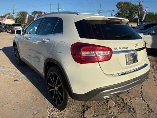 White 2017 Mercedes-Benz GLA 250 GLA 250 4MATIC Sport Utility 4