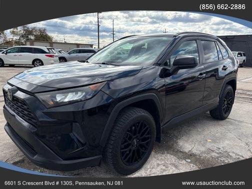 2019 Toyota RAV4 LE