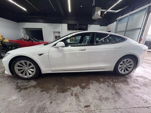 2018 Tesla Model S 100D