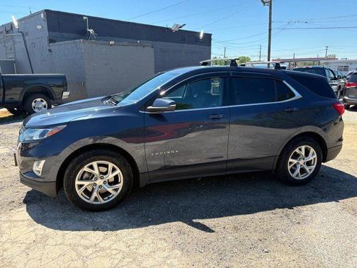 Blue 2018 Chevrolet Equinox LT Sport Utility 4D