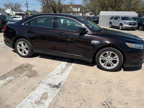 2013 Ford Taurus SEL