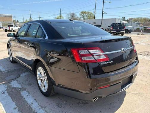 2013 Ford Taurus SEL