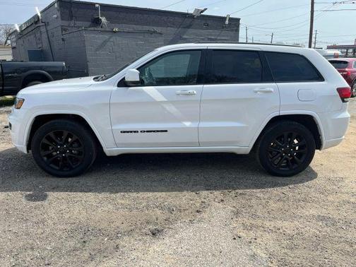 2020 Jeep Grand Cherokee Altitude