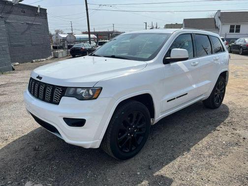 2020 Jeep Grand Cherokee Altitude
