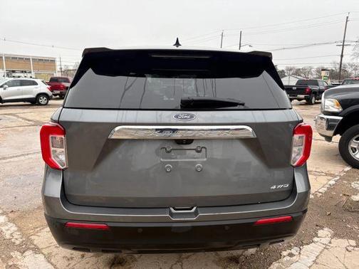 2023 Ford Explorer Base