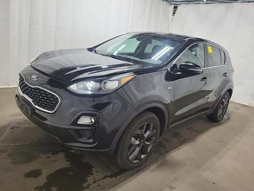 Black 2022 Kia Sportage LX
