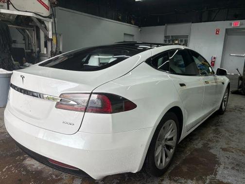 White 2018 Tesla Model S 100D Sedan 4D