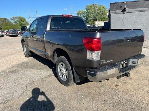 Gray 2013 Toyota Tundra 6 1/2 FT