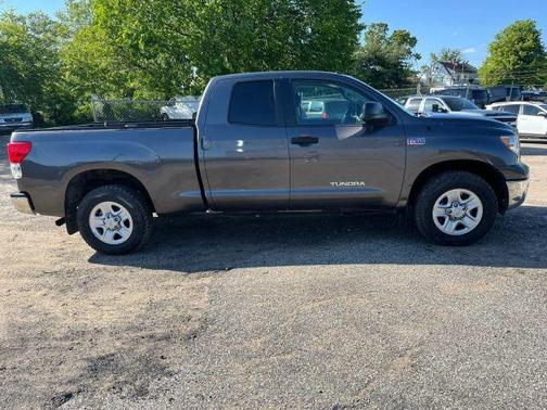 Gray 2013 Toyota Tundra 6 1/2 FT