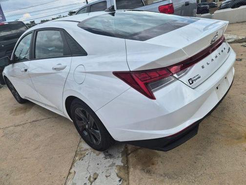 White 2023 Hyundai ELANTRA HEV Blue HEV Sedan 4D