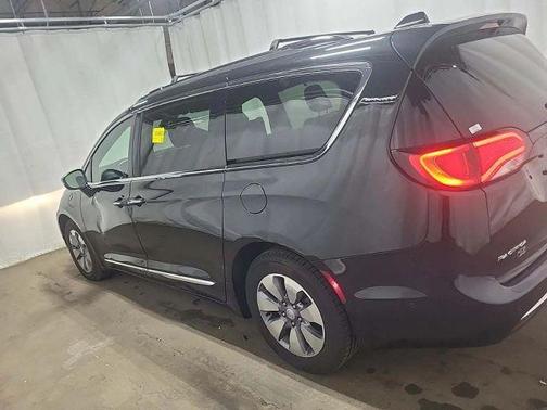Black 2020 Chrysler Pacifica Hybrid Limited