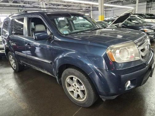 Blue 2011 Honda Pilot Touring