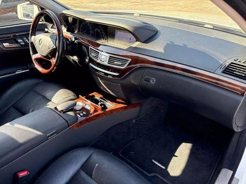 2013 Mercedes-Benz S-Class S 550 4MATIC