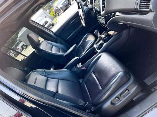 2017 Honda Ridgeline Black Edition