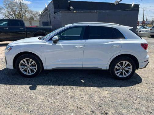 2021 Audi Q3 45 S line Premium