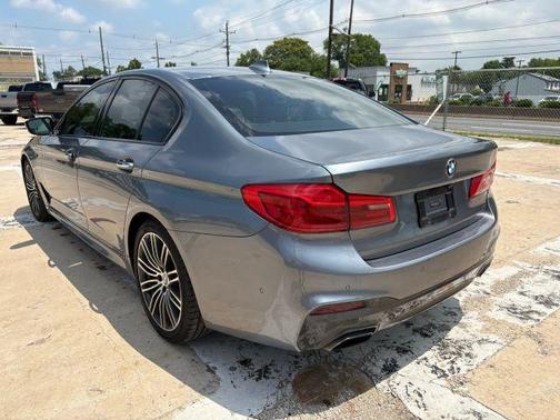 Gray 2017 BMW 530 i xDrive