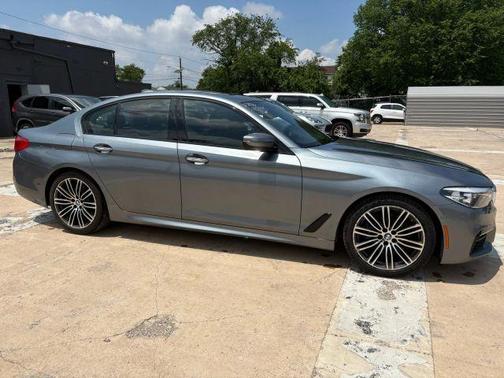 Gray 2017 BMW 530 i xDrive