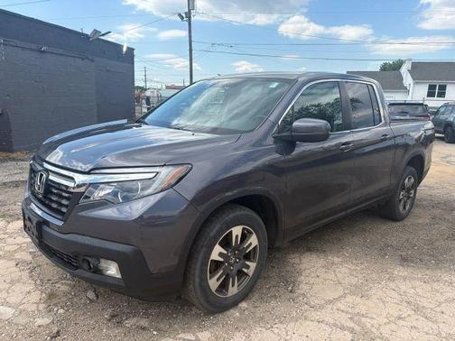 Gray 2017 Honda Ridgeline RTL Pickup 4D 5 ft