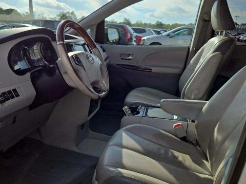 2013 Toyota Sienna Limited