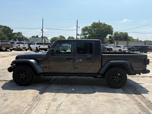 2021 Jeep Gladiator Sport