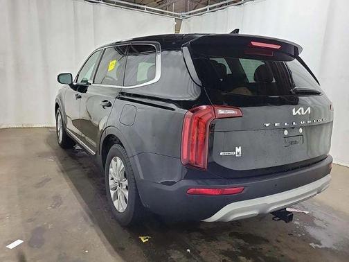 Black 2022 Kia Telluride LX Sport Utility 4D