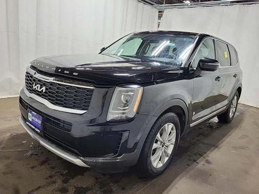 Black 2022 Kia Telluride LX Sport Utility 4D