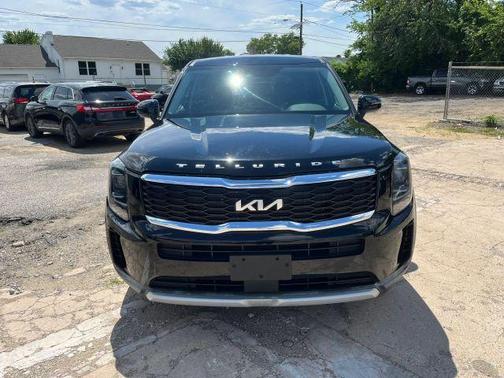 Black 2022 Kia Telluride LX Sport Utility 4D