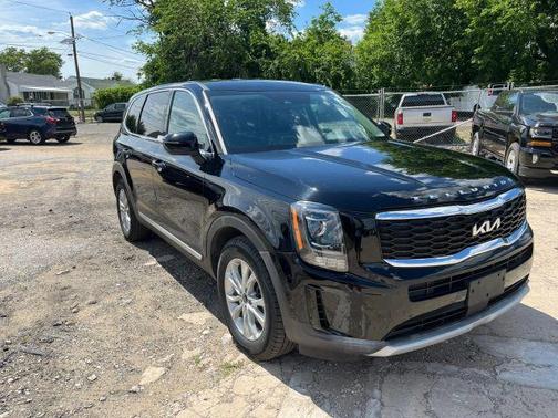 Black 2022 Kia Telluride LX Sport Utility 4D