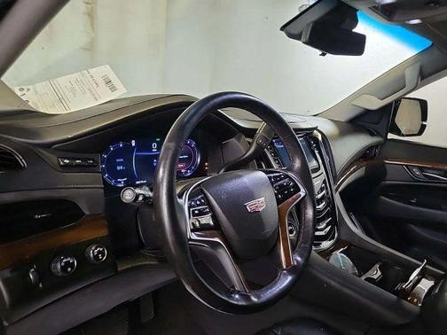 2020 Cadillac Escalade ESV Luxury