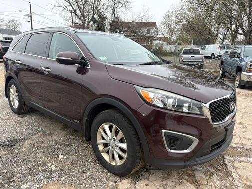 Burgundy 2016 Kia Sorento LX