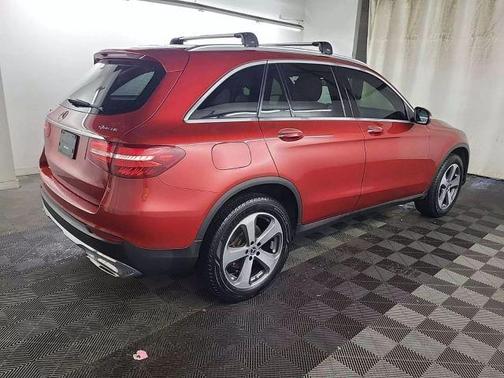 2018 Mercedes-Benz GLC 300 Base 4MATIC
