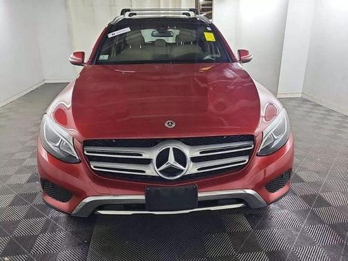 2018 Mercedes-Benz GLC 300 Base 4MATIC