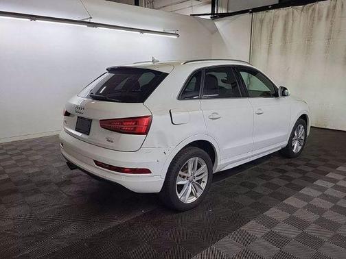 2017 Audi Q3 2.0T Premium Plus