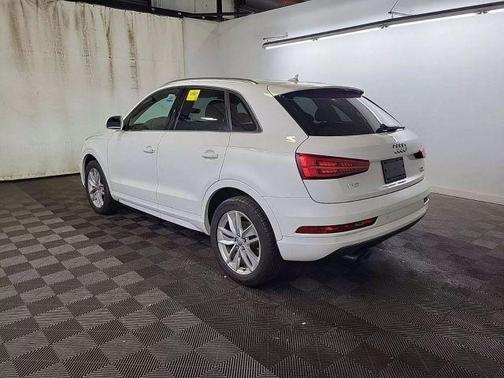2017 Audi Q3 2.0T Premium Plus