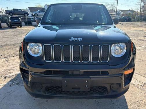 2023 Jeep Renegade Latitude