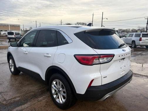 2021 Ford Escape SE