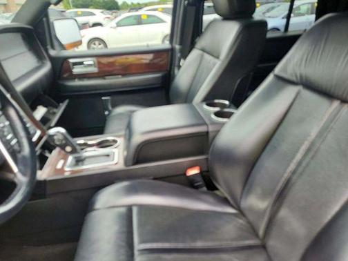 2017 Lincoln Navigator Select