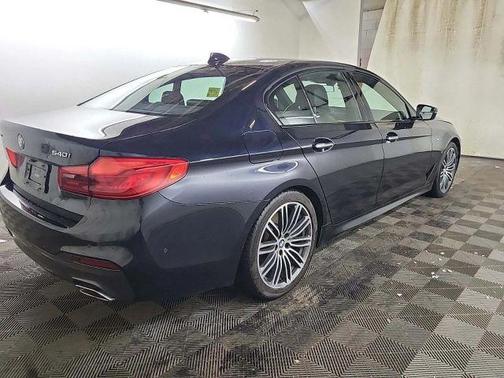 2017 BMW 540 i xDrive