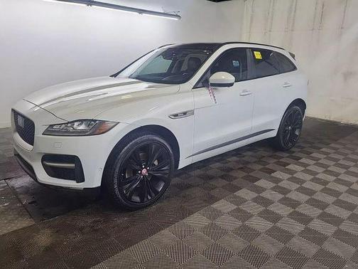 2017 Jaguar F-PACE 35t R-Sport