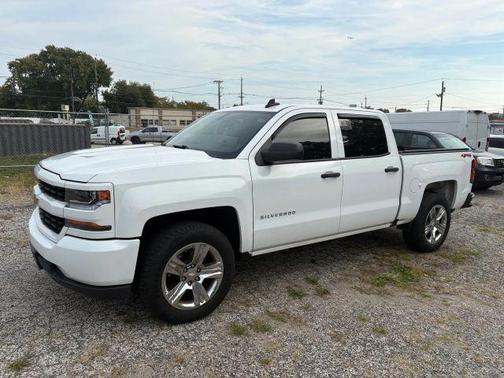 2018 Chevrolet Silverado 1500 Custom