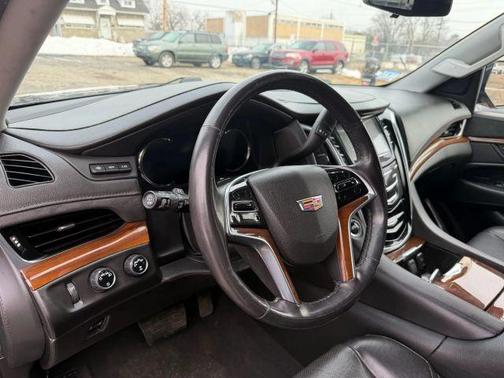 2020 Cadillac Escalade Premium Luxury