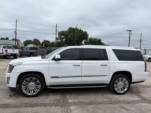 2016 Cadillac Escalade ESV Platinum
