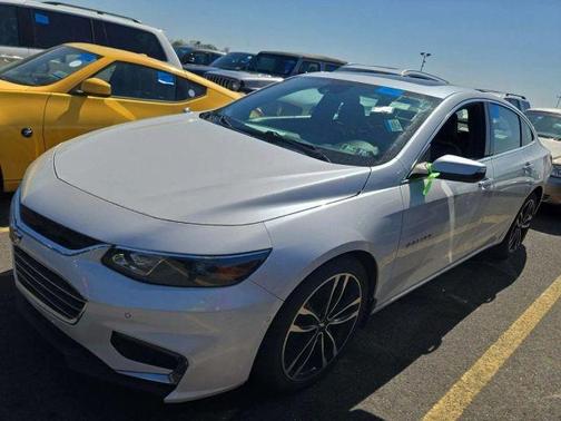 White 2016 Chevrolet Malibu Premier