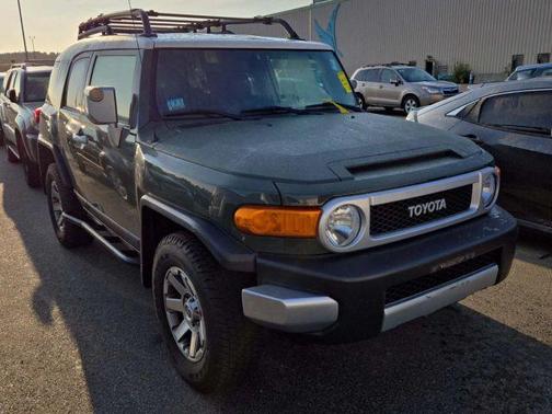 2014 Toyota FJ Cruiser Base