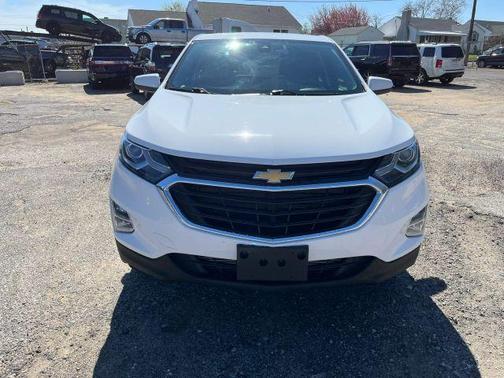 White 2021 Chevrolet Equinox 2LT