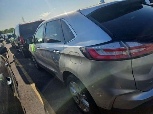 Silver 2019 Ford Edge Titanium Sport Utility 4D