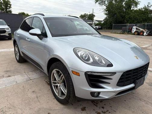 2016 Porsche Macan S