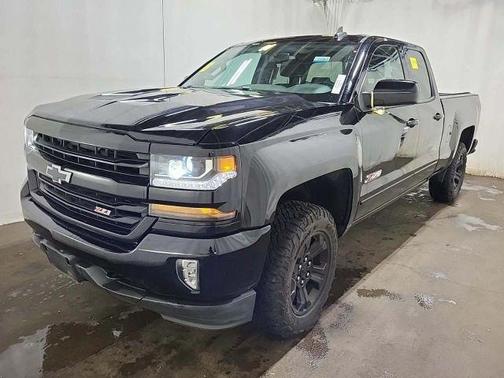 Black 2017 Chevrolet Silverado 1500 Z71 LT Pickup 4D 6 1/2 ft